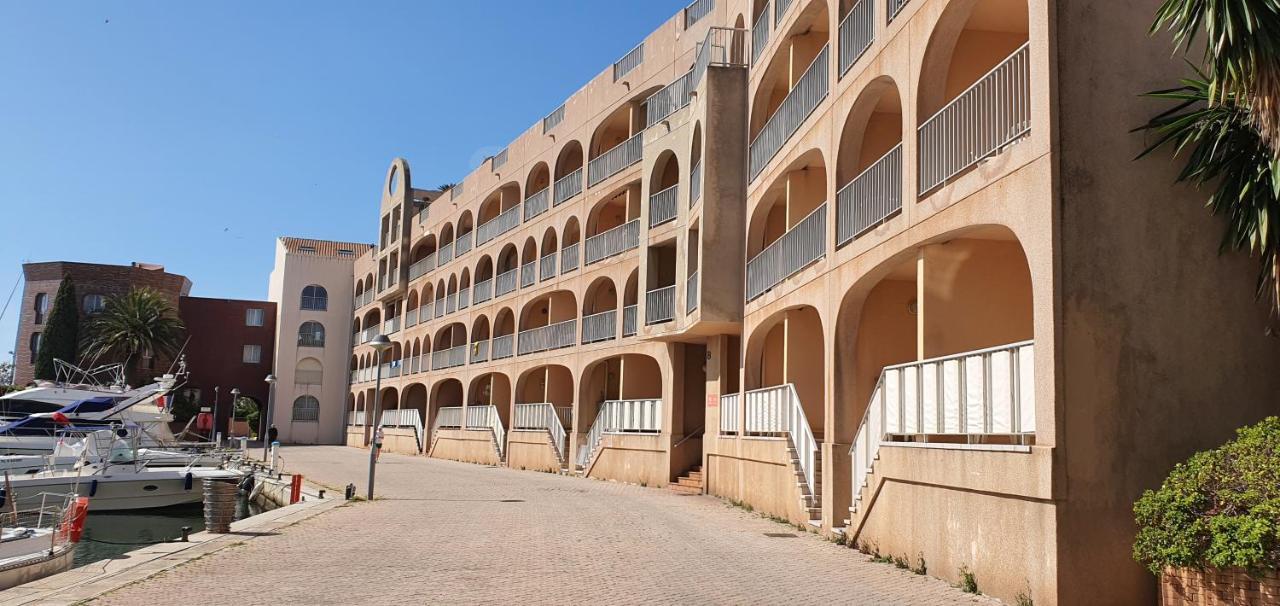 L'Etoile Sous Les Pins - La Loge Apartment Hyeres Exterior photo